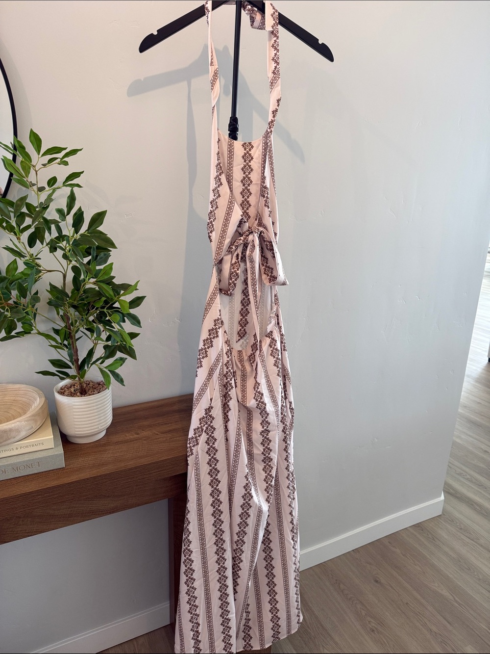 Pink Patterned Halter Maxi Dress - Picture 2 of 2